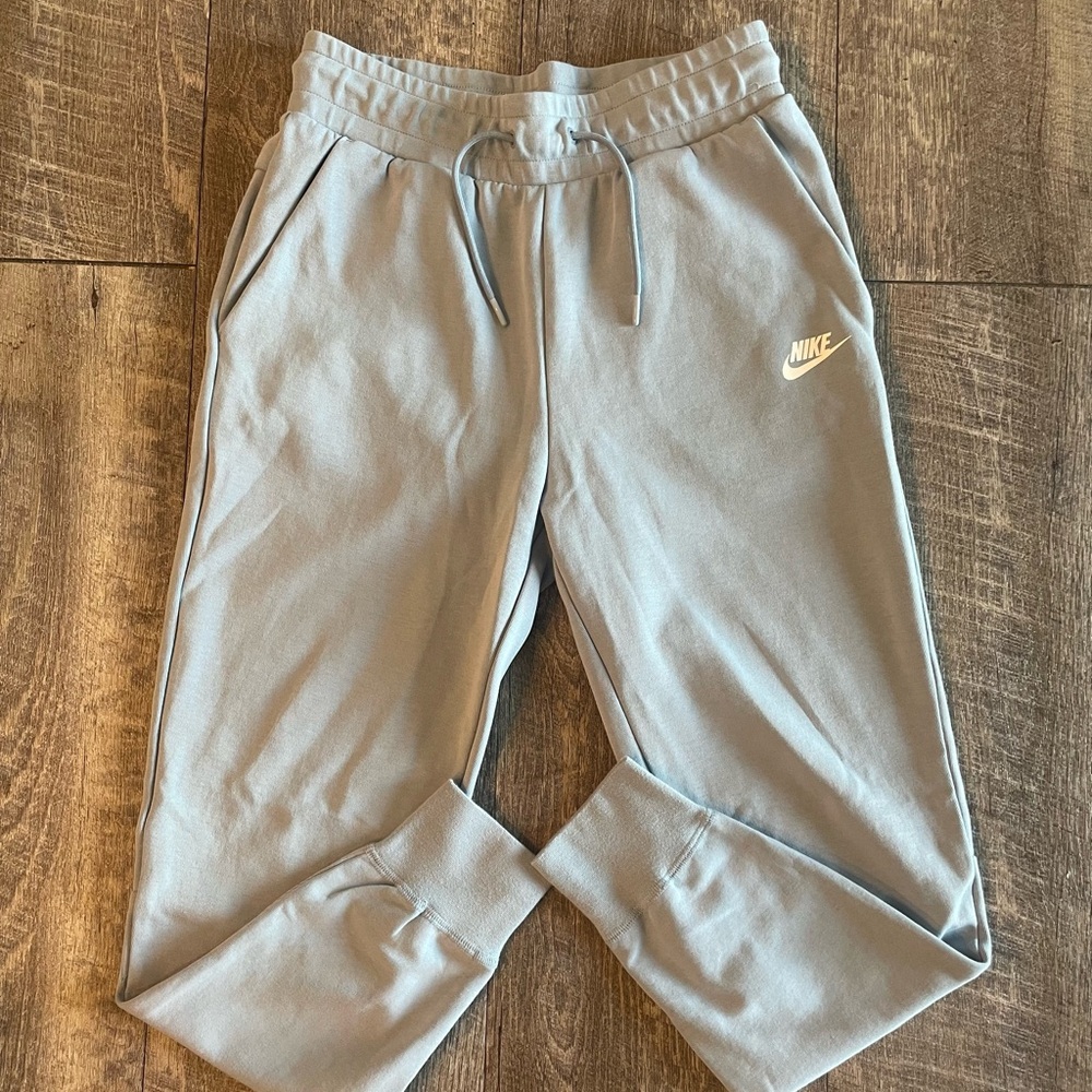 Men’s Nike Light Blue Sweatpants Size Small